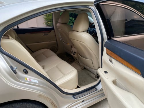 Lexus ES300h ឆ្នាំ2014 full option up 025