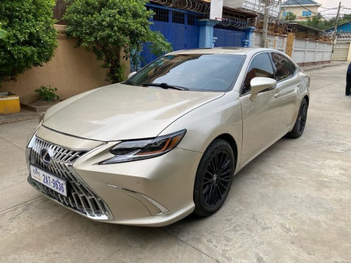 Lexus ES300h ឆ្នាំ2014 full option up 025