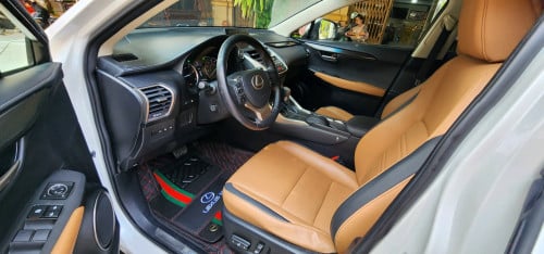 LEXUS NX200T.  P1 15. 31500ចរចា.