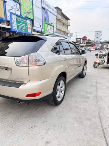 Lexus RX330 2004 ធម្មតា​ ប៉ុងពីរ​ ផ្លាក​លេខ​ភ្នំពេញ​2AG
