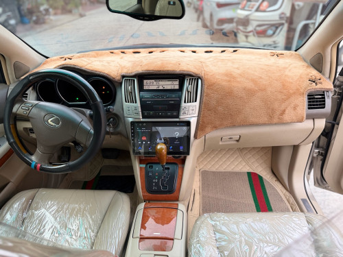 Lexus RX330 2004 ធម្មតា​ ប៉ុងពីរ​ ផ្លាក​លេខ​ភ្នំពេញ​2AG