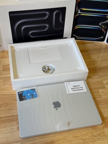 MacBook Pro 16" M4 Pro, 24GB, 512GB