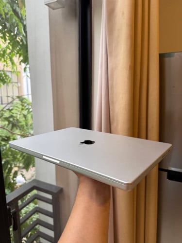 MacBook Pro 16" M4 Pro, 24GB, 512GB