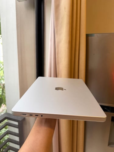 MacBook Pro 16" M4 Pro, 24GB, 512GB