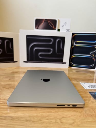 MacBook Pro 16" M4 Pro, 24GB, 512GB