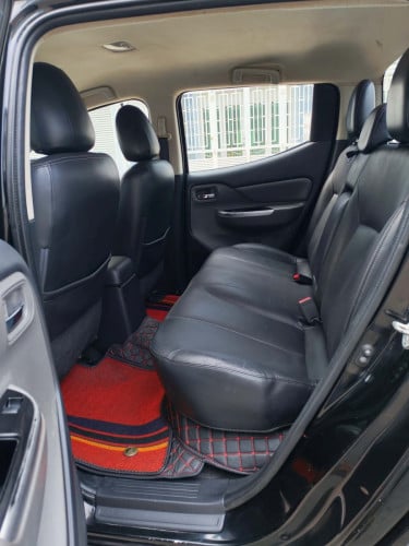 Mitsubishi Triton ឆ្នាំ2018 អូតូប៉ុងពីរម៉ាស៊ីនធំថ្នាំហ្សុីន90
