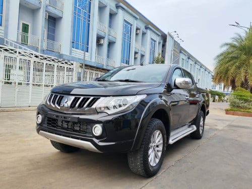 Mitsubishi Triton ឆ្នាំ2018 អូតូប៉ុងពីរម៉ាស៊ីនធំថ្នាំហ្សុីន90