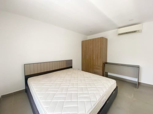 Modern 6-Bedroom Villa for Rent at Tuol Kork