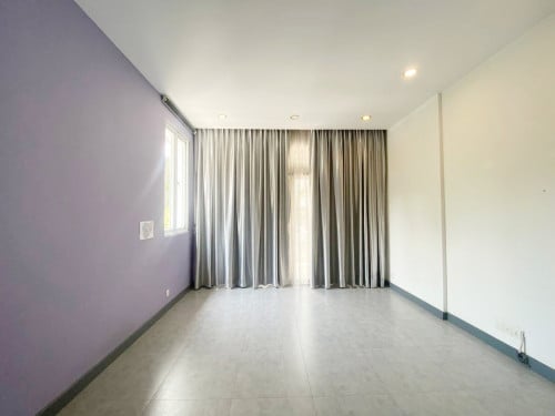 Modern 6-Bedroom Villa for Rent at Tuol Kork