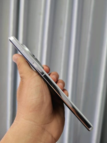 One plus 13 5G Sim2 CH អត់ទាន់ឡើង Global 100W