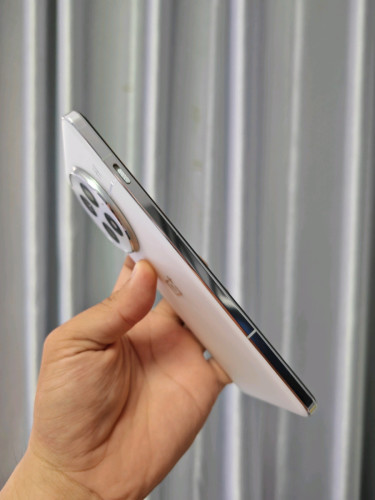 One plus 13 5G Sim2 CH អត់ទាន់ឡើង Global 100W