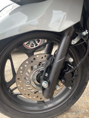 Pcx2022ជ  Pcx2023ជប៉ុនក្រដាស់ពន្នលក់2670$ទិញដាច់វៃដូ25ខេត្តក្រុងតេលេក្រាម077340440-098340440