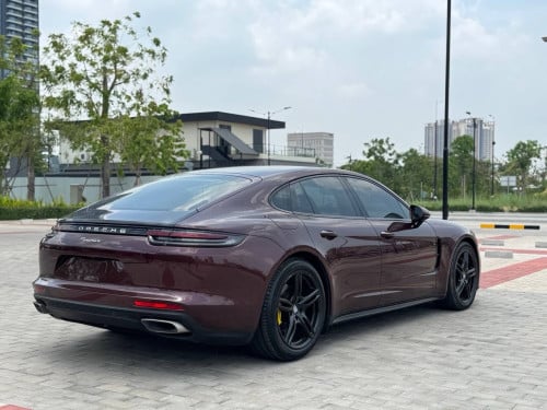 Porche Panamera New arrive