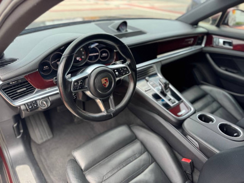 Porche Panamera New arrive