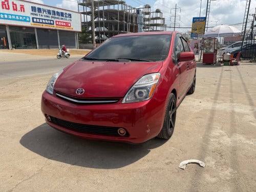 Prius 2007 half