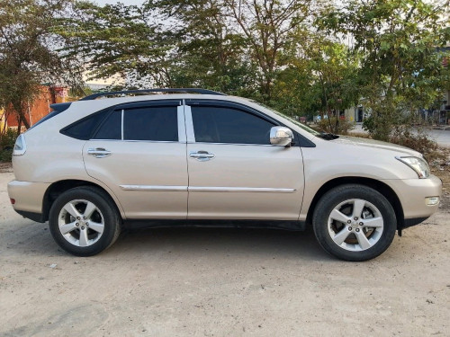 RX330 ឆ្នាំ06 ប៉ុង1ហ្វូល មញ៉ែតMC