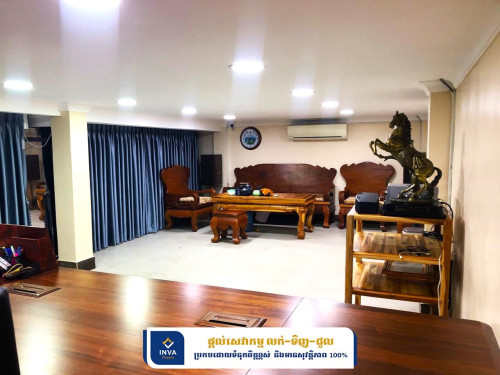 ផ្ទះអាជីវកម្ម2ល្វែងលក់បន្ទាន់ នៅលើលេខ5 ជិតស្ពានម៉ាឡេ