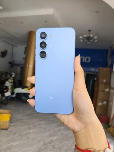 Spark 40 pro