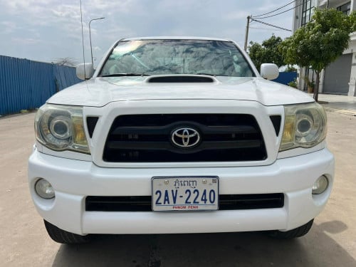 Tacoma 2005 ប៉ុង​1​ ប៉ុង​ភ្លើង​