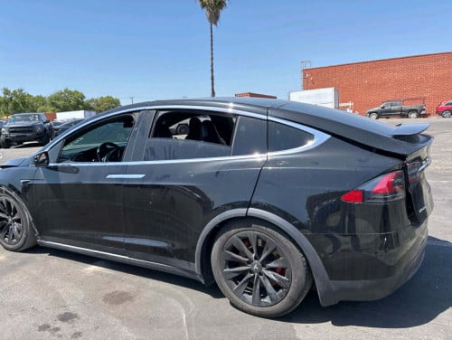 TESLA Model X 2017 (ETA:26/062026) តម្លៃ 2Xxxx$