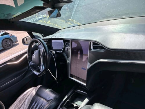 TESLA Model X 2017 (ETA:26/062026) តម្លៃ 2Xxxx$