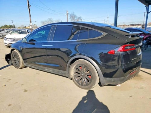 TESLA Model X 2017 (ETA:26/062026) តម្លៃ 2Xxxx$