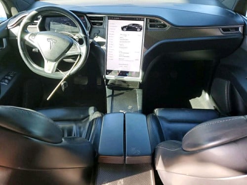 TESLA Model X 2017 (ETA:26/062026) តម្លៃ 2Xxxx$