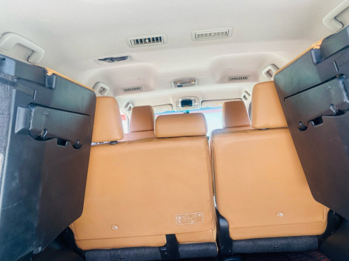 TOYOTA FORTUNER 2017
