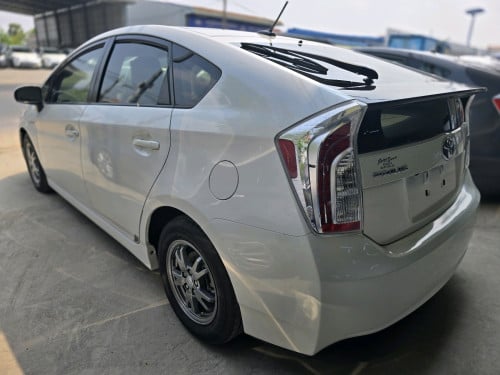 Toyota Pruis 2012 Option 3 Solar