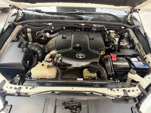 Toyota revo 2020