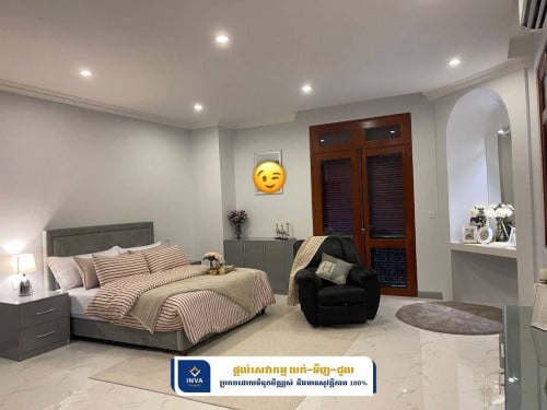 វិឡាទោលប្រណិតសម្រាប់ជួល ចំកណ្ដាលខណ្ឌទួលគោក