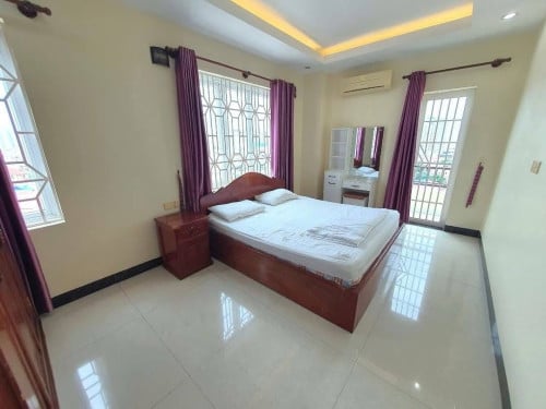Western Two bedroom for rent at Russian market