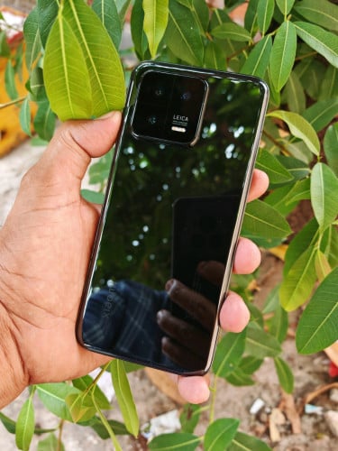 Xiaomi 13 12g/256g_Global(វៃដូរបាន)👉$225