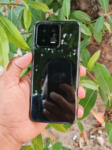 Xiaomi 13 12g/256g_Global(វៃដូរបាន)👉$225