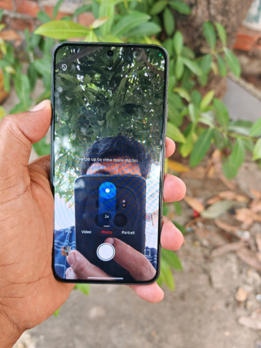 Xiaomi 13 12g/256g_Global(វៃដូរបាន)👉$225