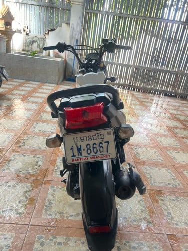 Zoomer ឆ្នាំ2020​ មានពន្ធលក់​1400$