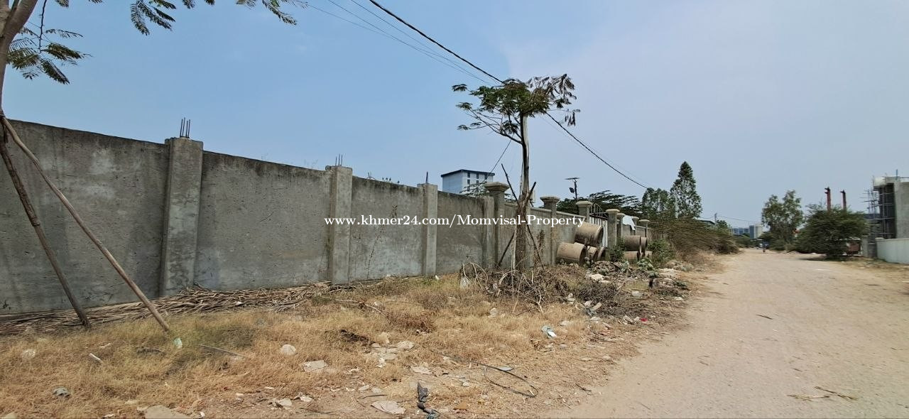 Urgent Land for Sale Near AUPP University! ๐ฅ