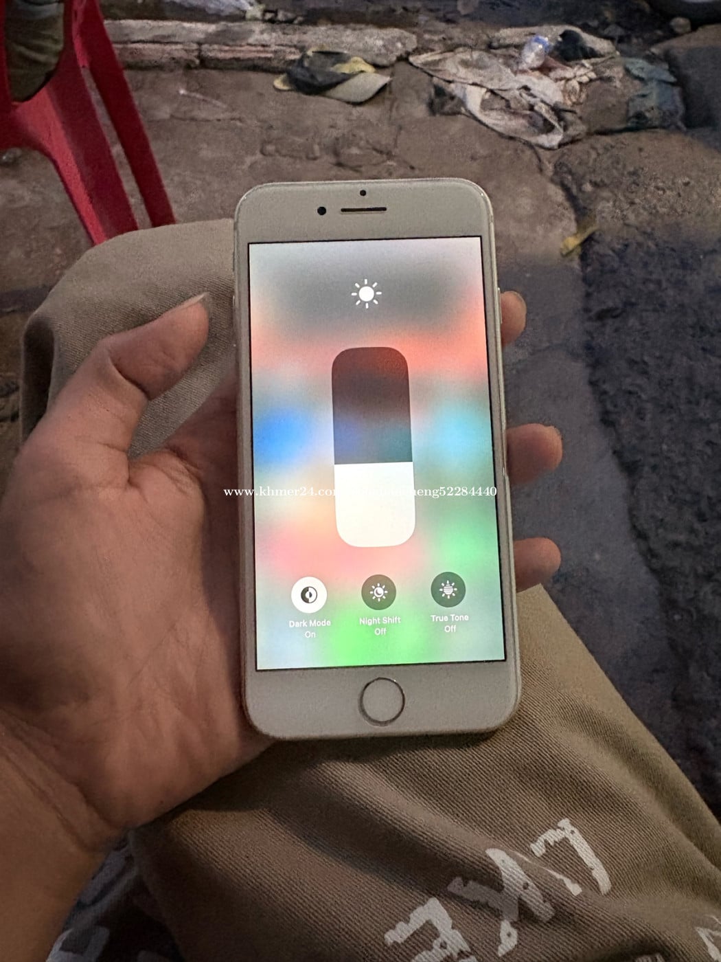 លក់ទូរស័ព្ទiphone 8 35$