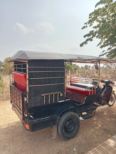 រម៉កកង់បីខ្មែរ