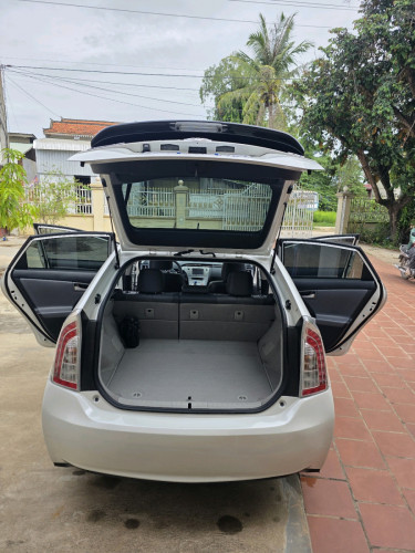 ឡានជួល