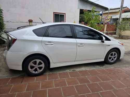 ឡានជួល