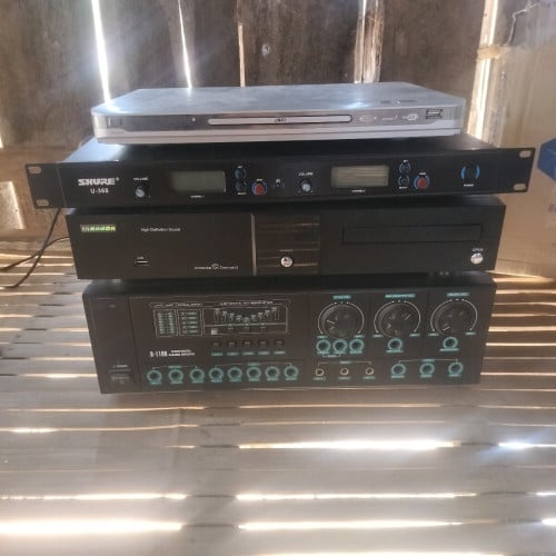លក់ ឈុតច្រៀងខារ៉ាអូខេ