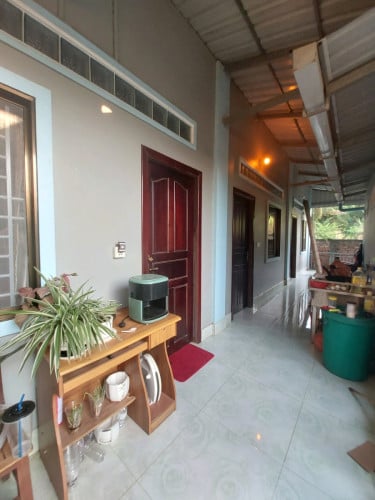 សម្រាប់បងប្អូនដែលចង់ទិញផ្ទះដែលមានដីទំហំធំនិងមានផ្ទះពីរនៅលើដីហ្នឹងស្រេច.