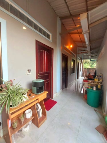 សម្រាប់បងប្អូនដែលចង់ទិញផ្ទះដែលមានដីទំហំធំនិងមានផ្ទះពីរនៅលើដីហ្នឹងស្រេច.