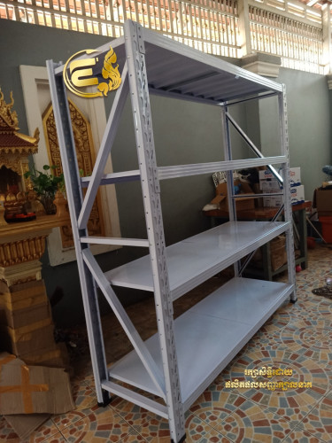 ធ្នើដែក