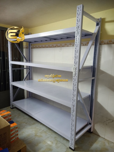 ធ្នើដែក