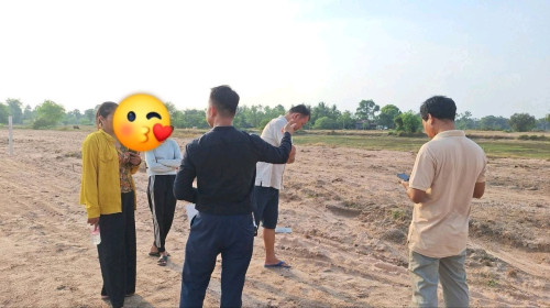 #ដីឡូតិ៍សៀមរាបក្នុងភូមិទីតាំងល្អសម្រាប់រស់នៅដីទំហំ 10m x 21m តម្លៃ29OO$ ក្បែរង្វ