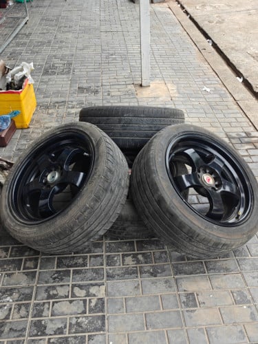 យ៉ាន់17