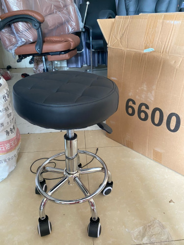 កៅអីវិល ( assistant chair )