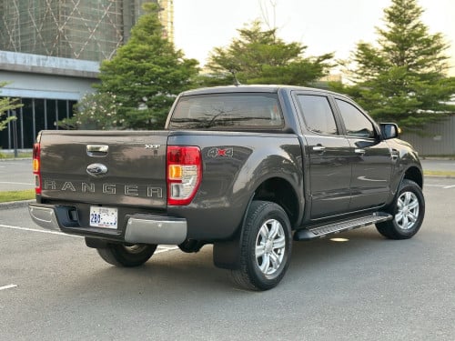 លក់ Ford Ranger XLT 2022 ម៉ាសុីនធំ3.2L ថ្នាំសុីន100% ម្ចាសដើមទី១ថ្មីណាស់